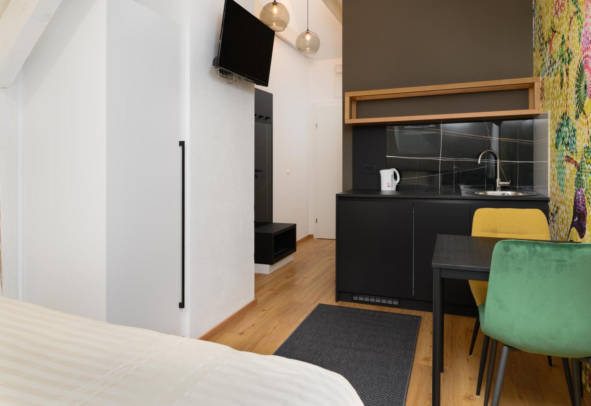 Lilija Apartments Trzin Dış mekan fotoğraf